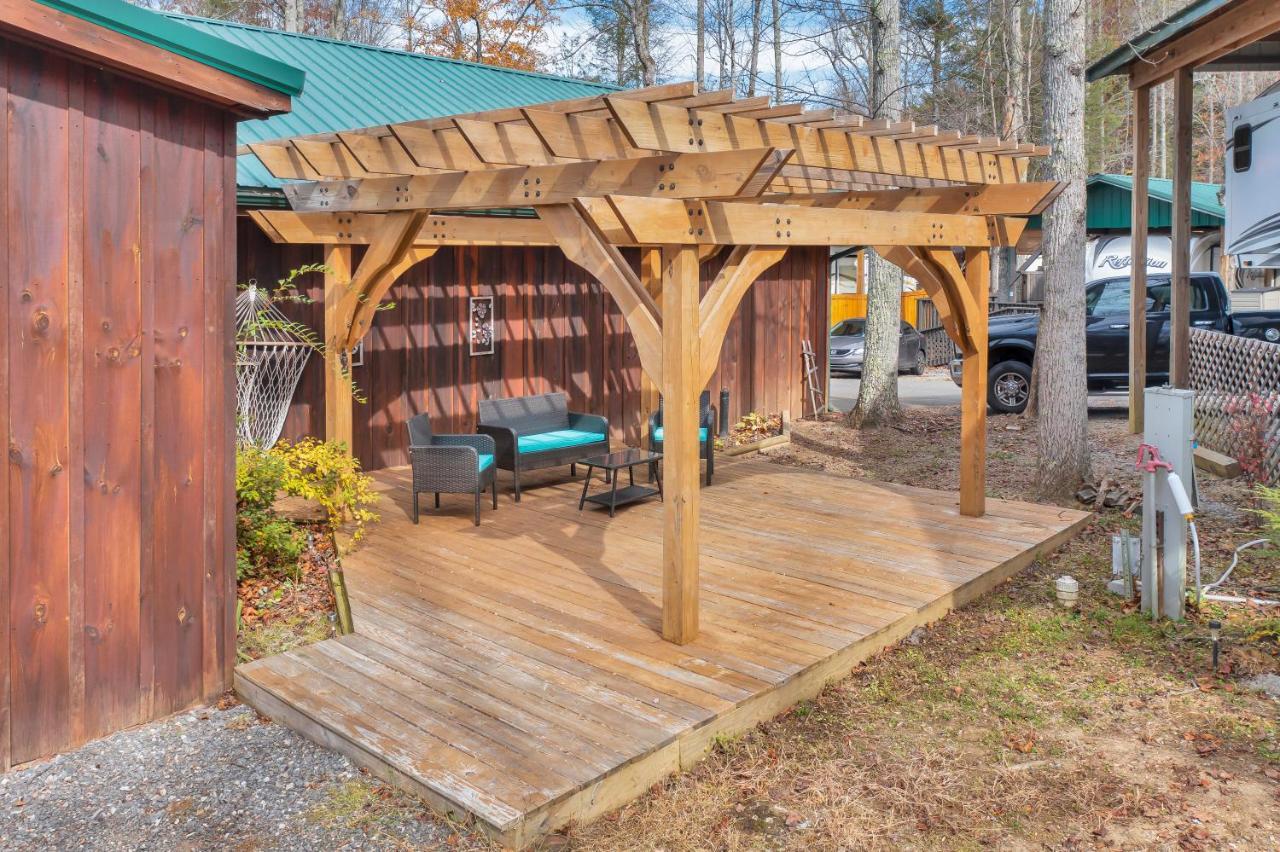 Arrow Creek Camp And Cabins Gatlinburg Exterior foto